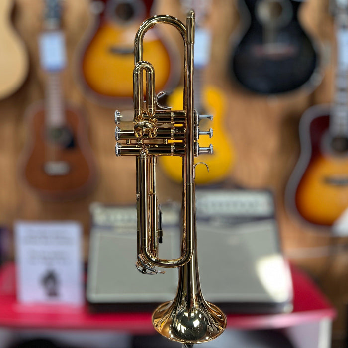 USED MINT Yamaha YTR-2330 Student Bb Trumpet, Gold Lacquer