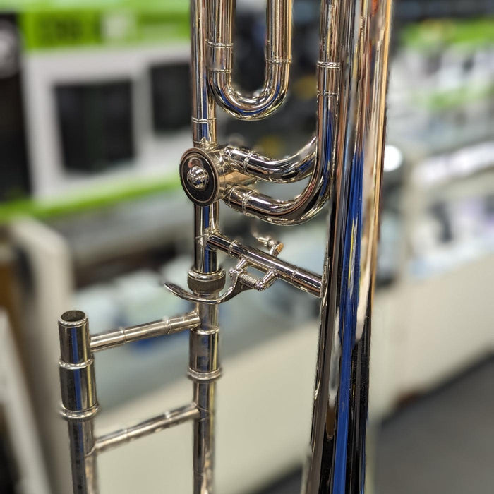 USED Maestro F-Attachment Closed Wrap Trombone Outfit