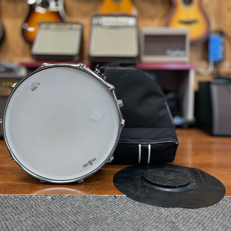 USED Majestic Student Snare Drum Kit w/ Stand and Bag
