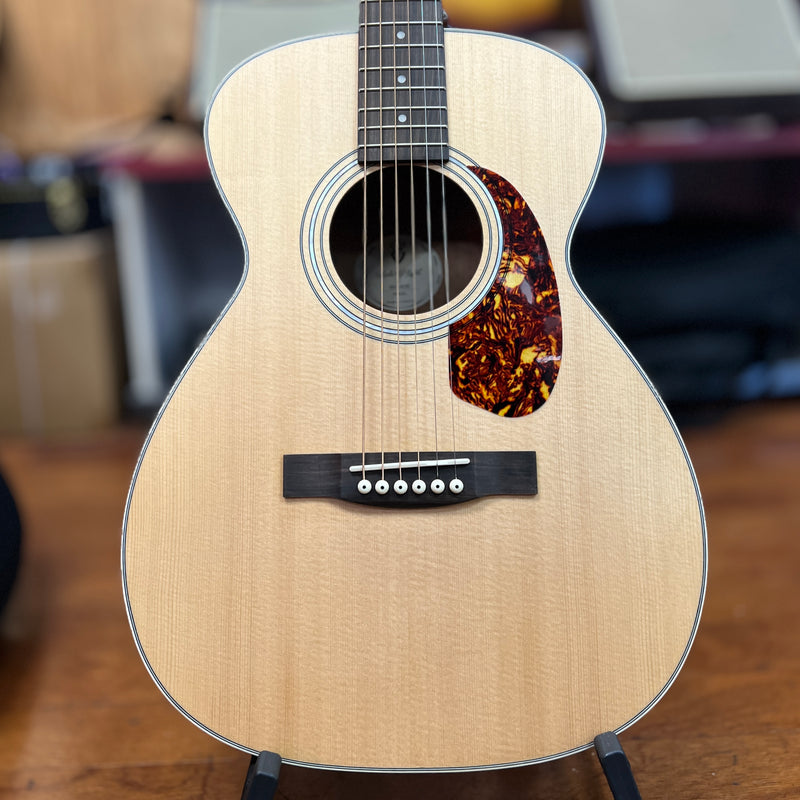 USED Mint Guild M-240E Westerly Concert Acoustic-Electric Guitar w/ Bag, Natural-Dirt Cheep