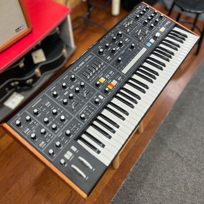 USED Moog Muse 8-Voice Polyphonic Analog Synthesizer