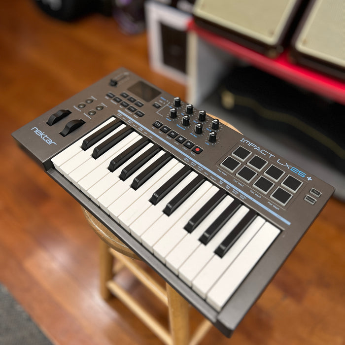 USED Nektar Impact LX25+ Midi Keyboard Controller