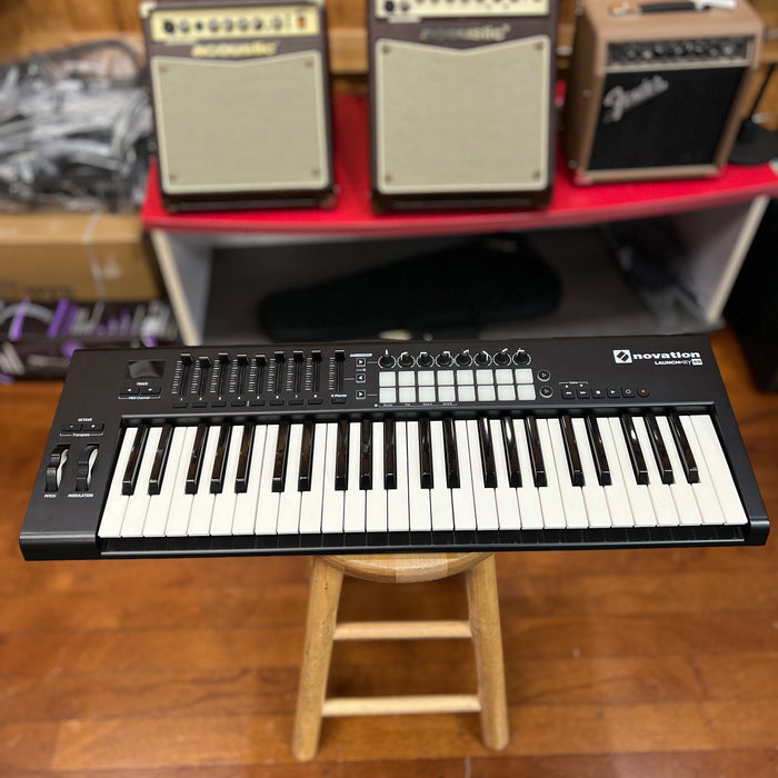 USED Novation Launchkey 49 MK3 49-Key MIDI Controller