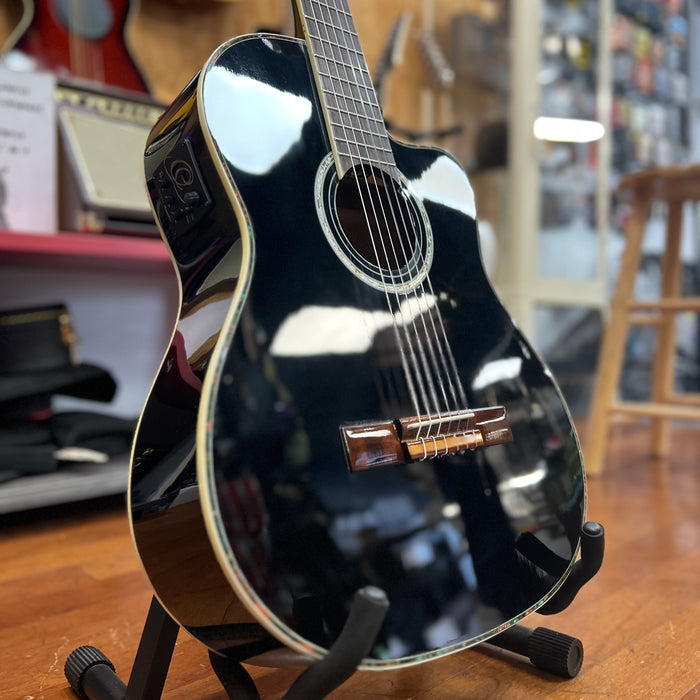 USED Ortega Pro RCE141BK Acoustic-Electric Nylon Guitar, Gloss Black w/ Bag