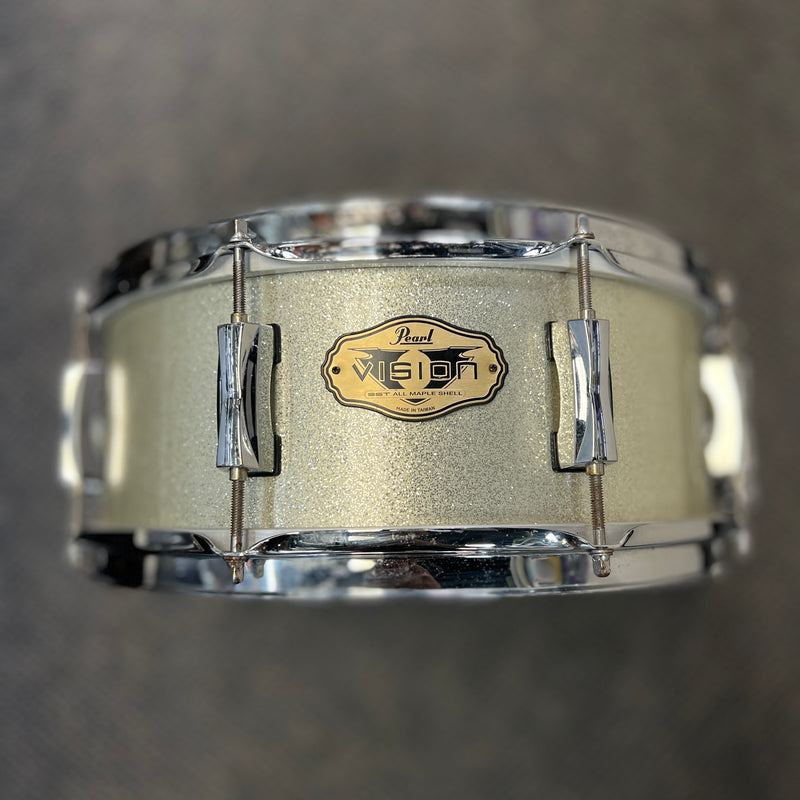 USED Pearl 5.5X14 Vision Series Snare Drum, Silver Sparkle