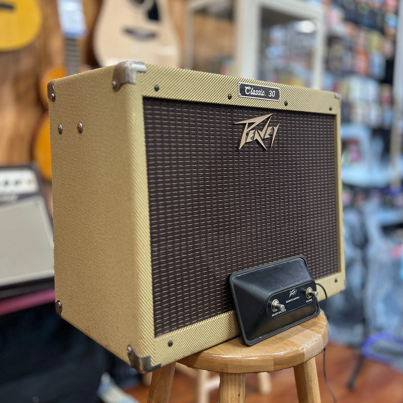 USED Peavey Classic 30 Tube Guitar Combo Amplifier, Tweed