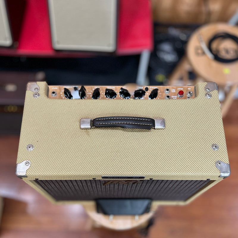 USED Peavey Classic 30 Tube Guitar Combo Amplifier, Tweed