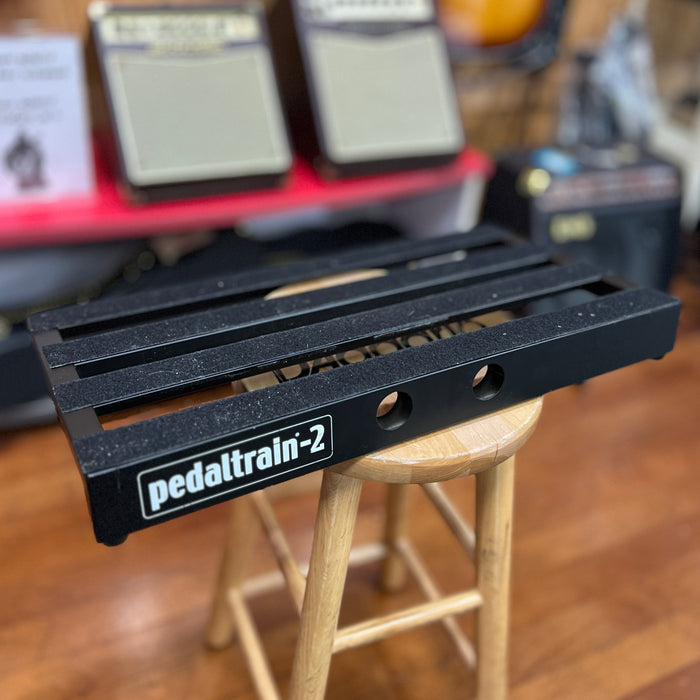 USED PedalTrain 2 Pedal Board