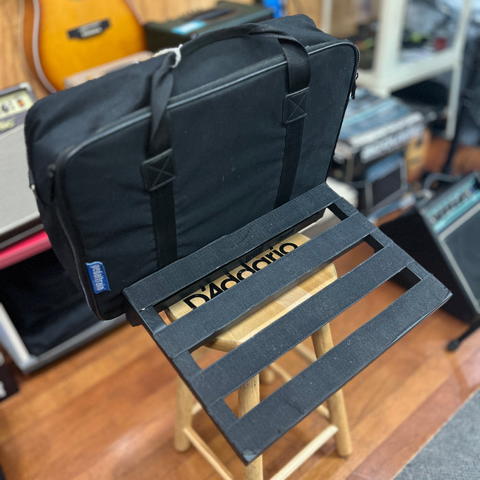 USED PedalTrain Classic Jr Pedalboard w/ Carry Bag
