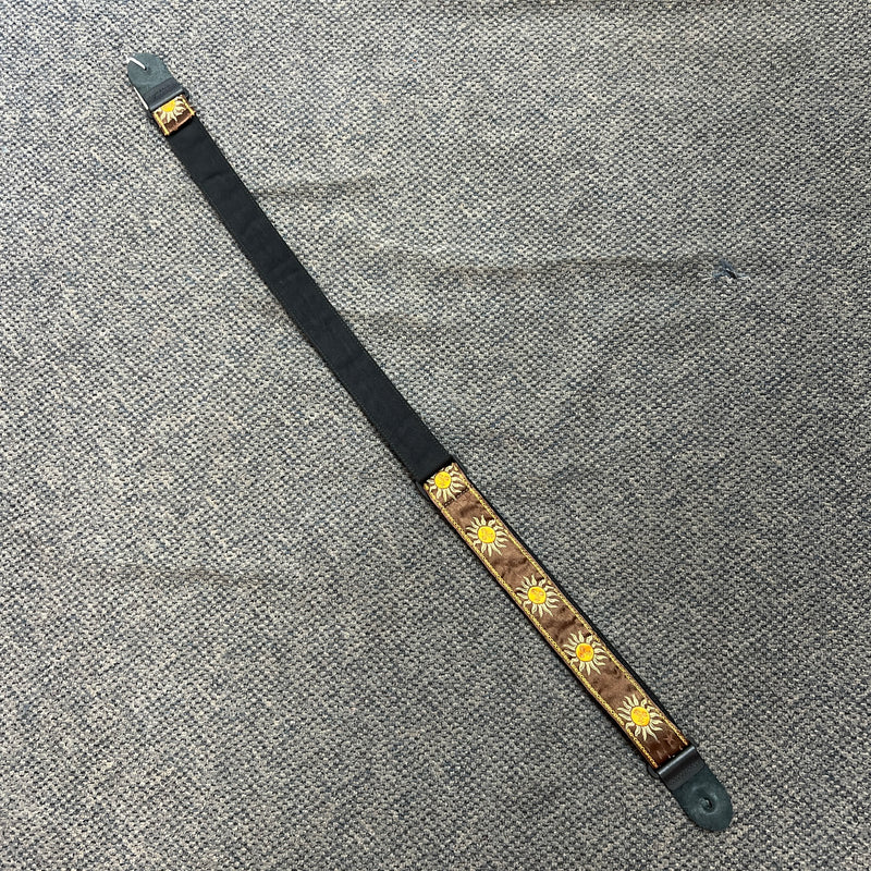 USED Perri's Premium Jacquard Guitar Strap 2in, Brown Suns