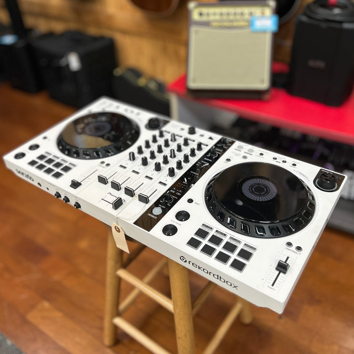 USED Pioneer DJ DDJ-FLX6 4-Channel DJ Controller - White Edition w/ USB Cable