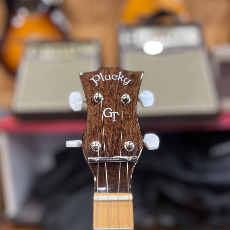 USED Plucky by Gold Tone Traveler Banjo with Gig Bag