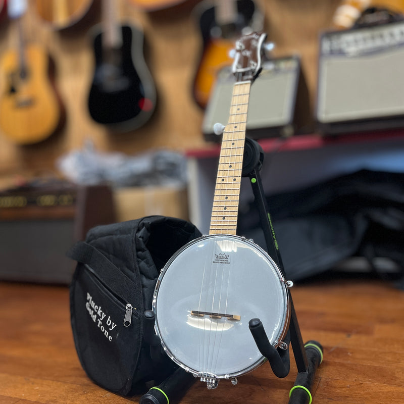 USED Plucky by Gold Tone Traveler Banjo with Gig Bag