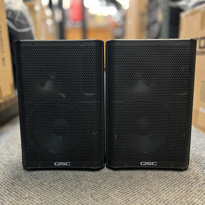 USED QSC CP8 Two-Way 8" 1000W Compact Powered Loudspeakers (pair)