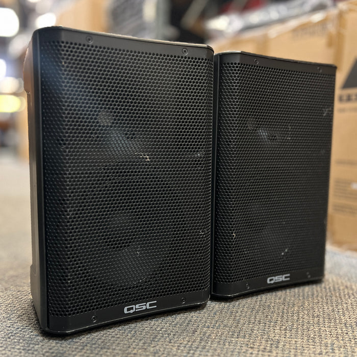 USED QSC CP8 Two-Way 8" 1000W Compact Powered Loudspeakers (pair)