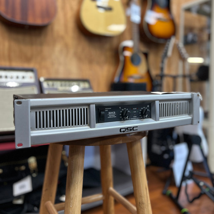 USED QSC GX3 Power Amplifier (300 Watts @ 8ohms)