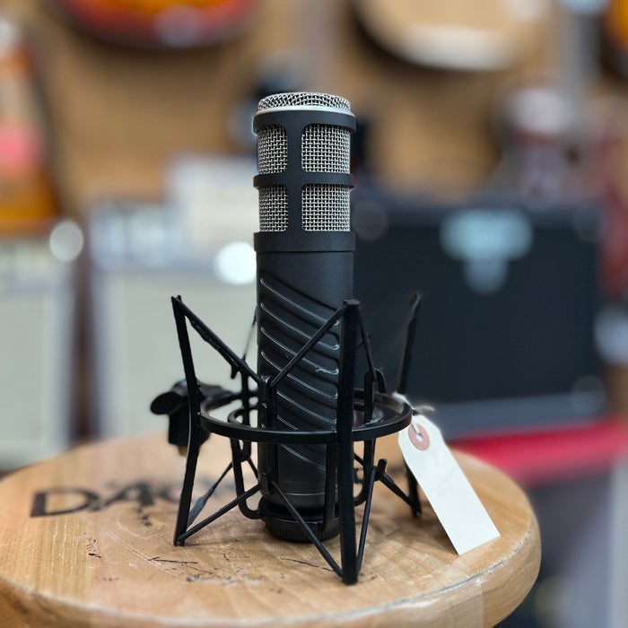 USED RODE ProCaster Dynamic Microphone w/ Shock Mount