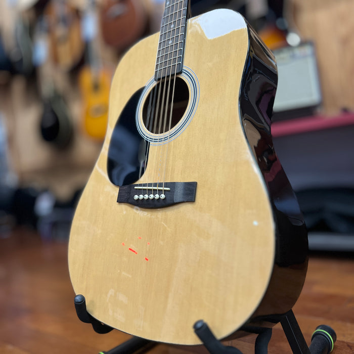 USED Rogue RG-624 Left-Handed Dreadnought Acoustic Guitar Natural