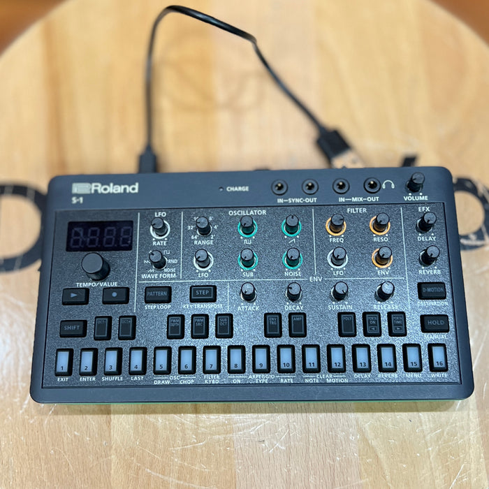 USED Roland AIRA Compact S-1 Tweak Synthesizer