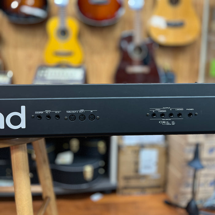 USED Roland RD-600  Digital Piano