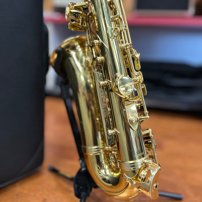 USED Rossetti Eb Alto Saxophone Outfit, Serial # ST050621003)