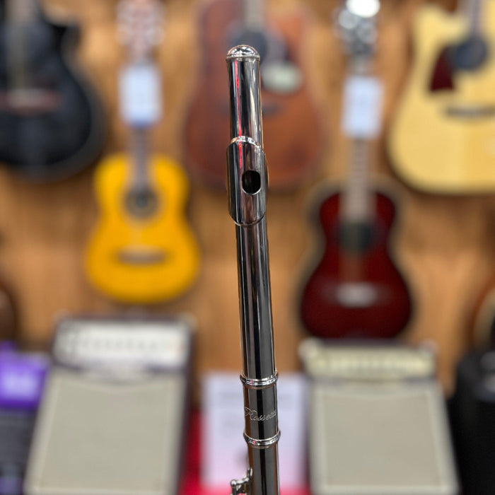USED Rossetti Education Series Nickel Plated Student Flute Outfit (SL040522038)