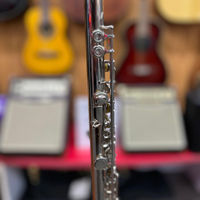 USED Rossetti Education Series Nickel Plated Student Flute Outfit (SL040522038)