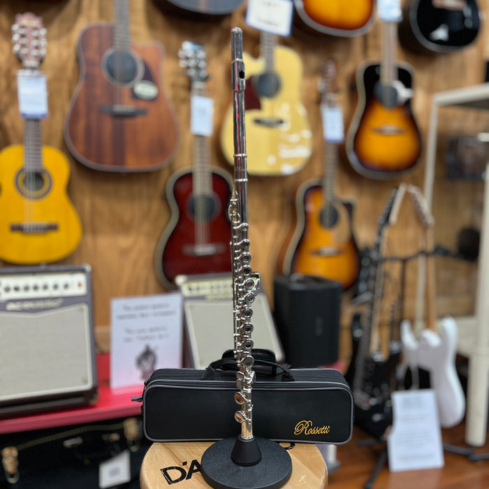 USED Rossetti Education Series Nickel Plated Student Flute Outfit (SL040522038)