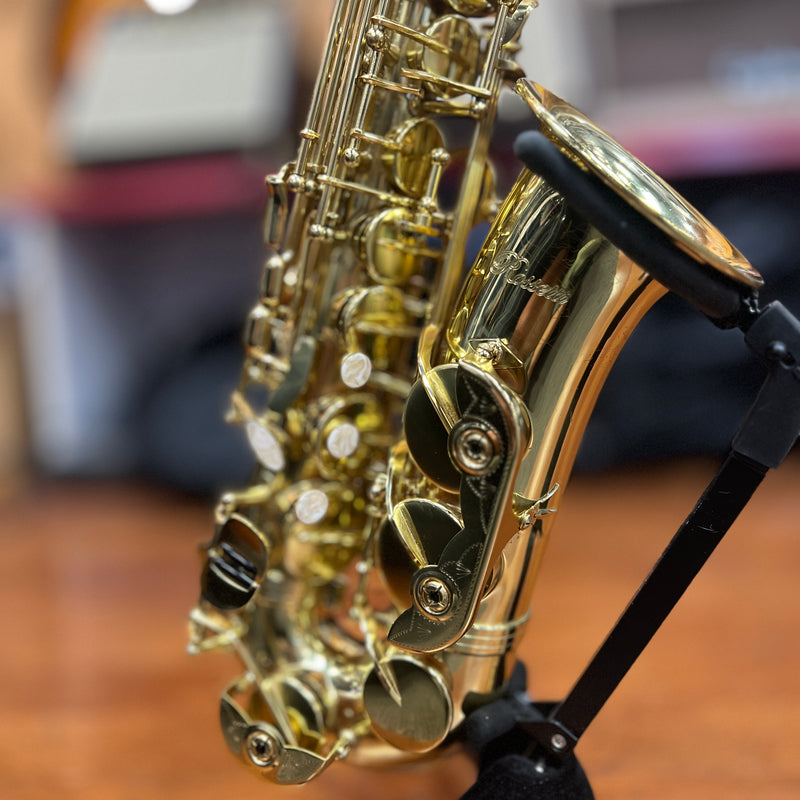 USED Rossetti Student Alto Saxophone Outfit 22008