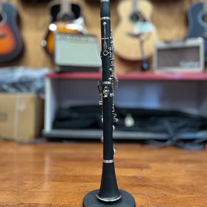 USED Rossetti Student Clarinet Outfit (SL040522038)