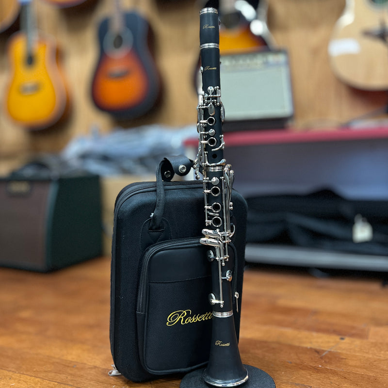 USED Rossetti Student Clarinet Outfit (SL040522038)