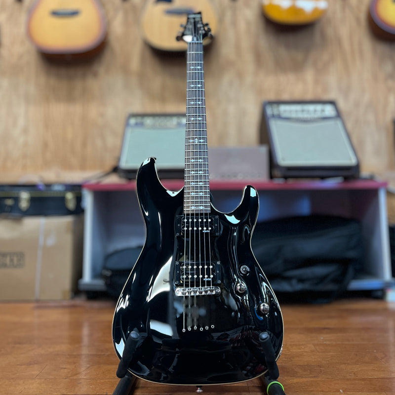 USED Schecter Guitar Research OMEN-6 Electric Guitar, Black