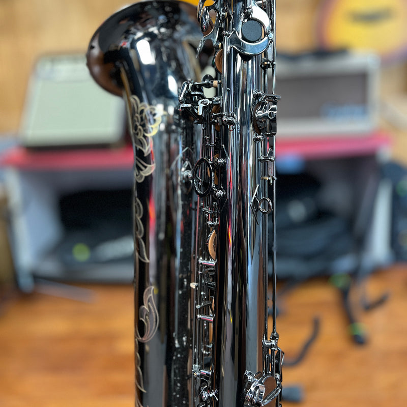 USED Schiller Elite Luxus V Baritone Saxophone Outfit – Black Nickel