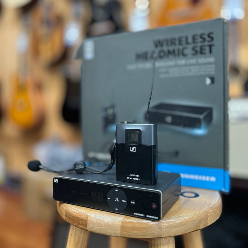 USED Sennheiser XS Wireless Headset Microphone System, 548-572 MHz