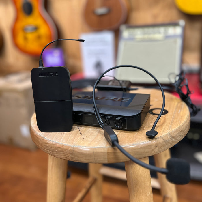 USED Shure BLX14/P31 Headworn Wireless System with PGA31 Headset Microphone (H9: 512 to 542 MHz)