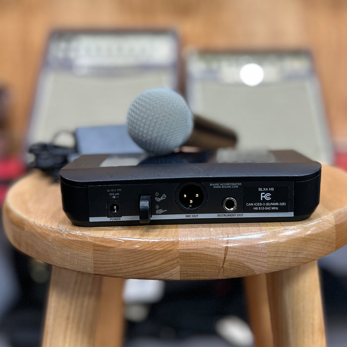 USED Shure BLX24/PG58 Wireless Handheld Microphone System with PG58 Capsule (H9: 512 to 542 MHz)