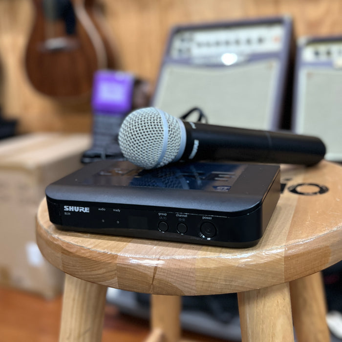 USED Shure BLX24/PG58 Wireless Handheld Microphone System with PG58 Capsule (H9: 512 to 542 MHz)