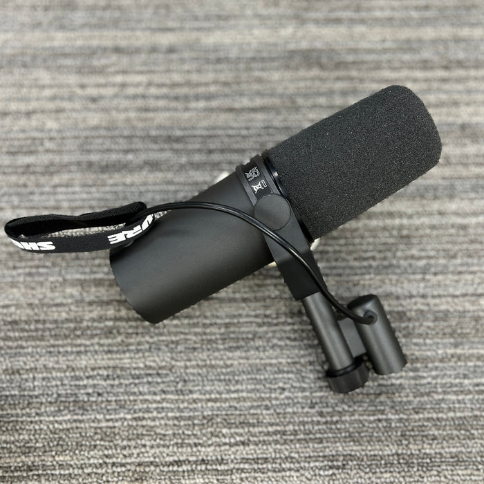USED Shure SM7B Dynamic Microphone