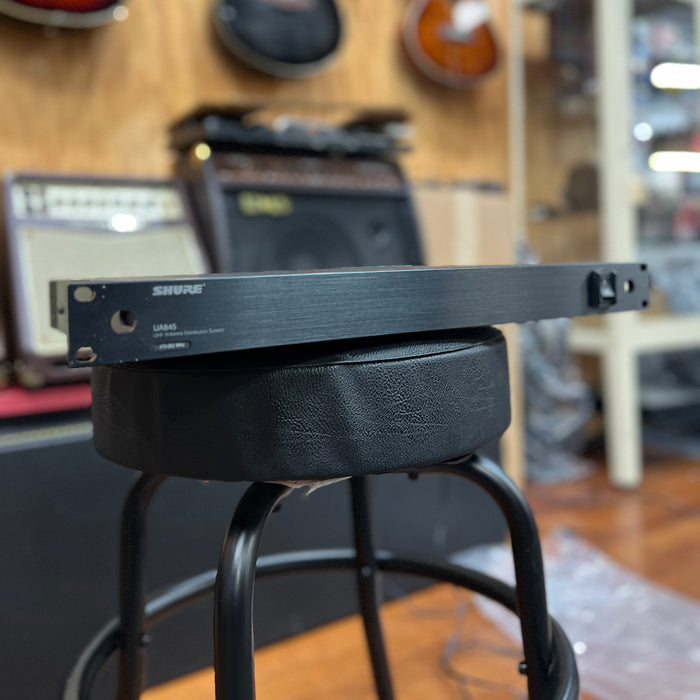 USED Shure UA845-SWB 5-Way Wideband UHF Antenna Splitter/Power Distribution System