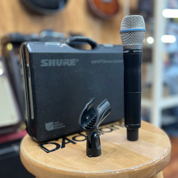 USED Shure UR2/BETA87A Handheld Wireless Microphone Transmitter, L3 (636 to 698 Mhz)