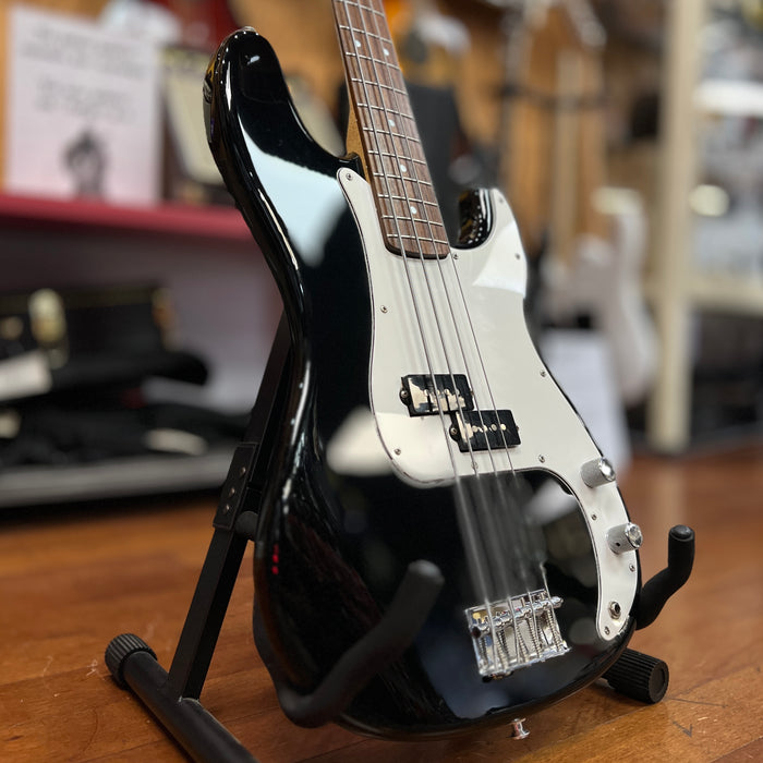 USED Squier Affinity Series 4 String Precision Bass PJ Bass Black/White Pick Guard
