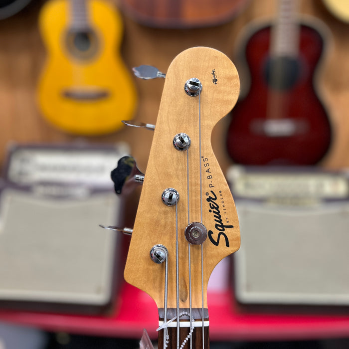 USED Squier Affinity Series 4 String Precision Bass PJ Bass Black/White Pick Guard