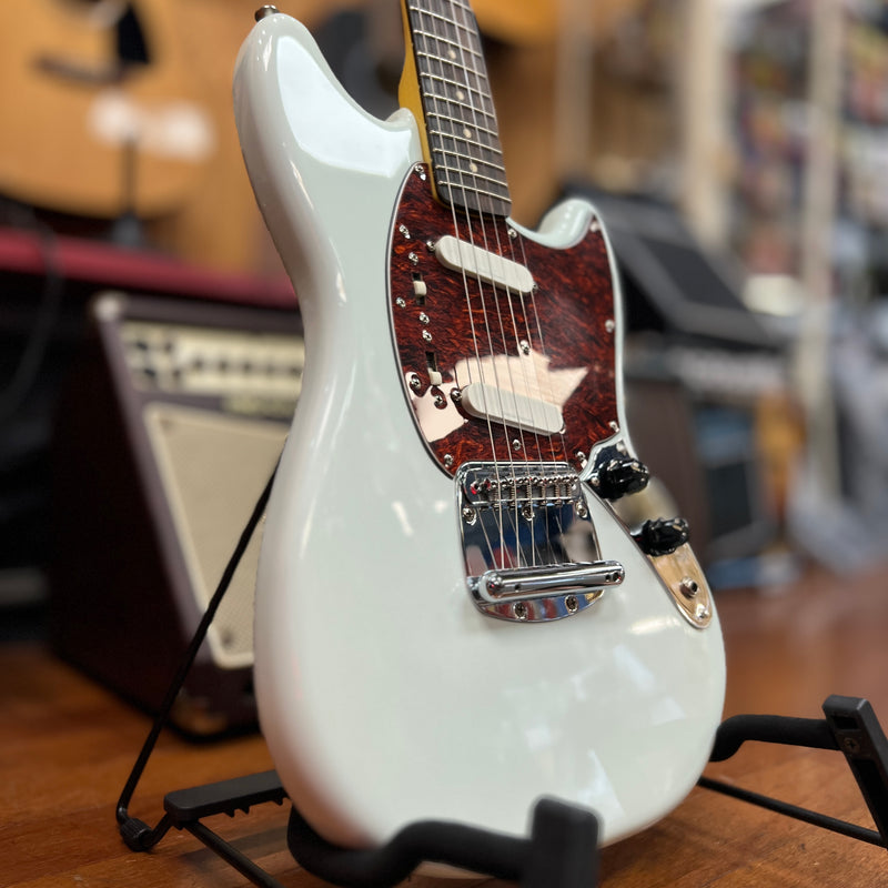 USED Squier Classic Vibe 60's Mustang Electric Guitar, Olympic White