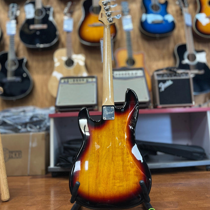 USED Squier Classic Vibe '60s Precision Bass, 3-Tone Sunburst
