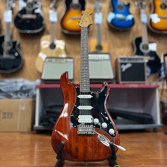 USED Squier Classic Vibe '70s Stratocaster HSS Electric Guitar, Walnut