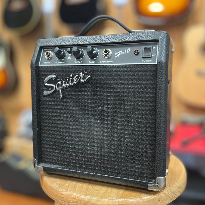 USED Squier SP-10 Guitar Amp