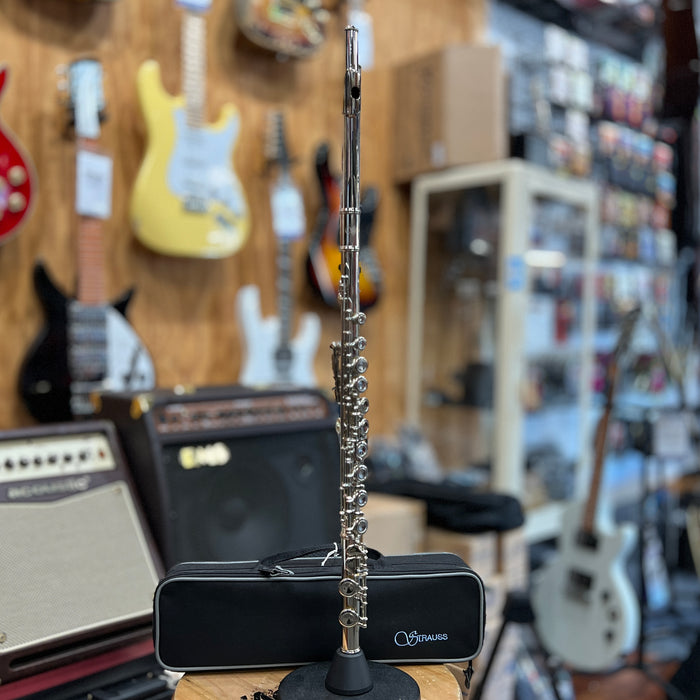 USED Strauss 6300 Series Student Flute Outfit - SL030524S013