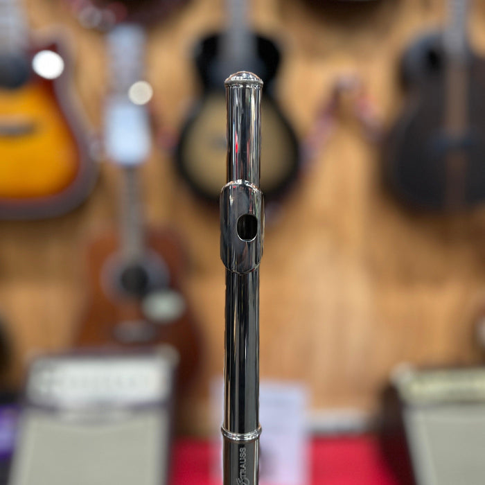 USED Strauss 6546 Student Flute Outfit, Serial #S0047