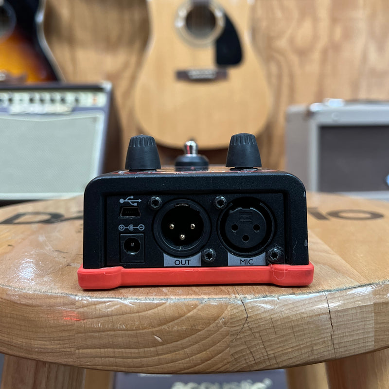 USED TC Helicon VoiceTone Single R1 Vocal Tuned Reverb Pedal