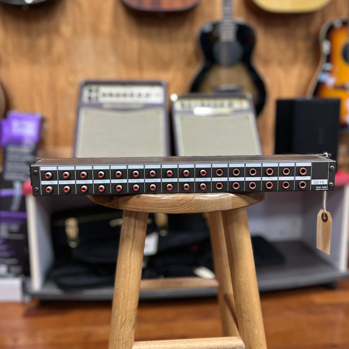 USED Tascam PB-32W Patch Bay 1/4" & RCA I/O, Japan